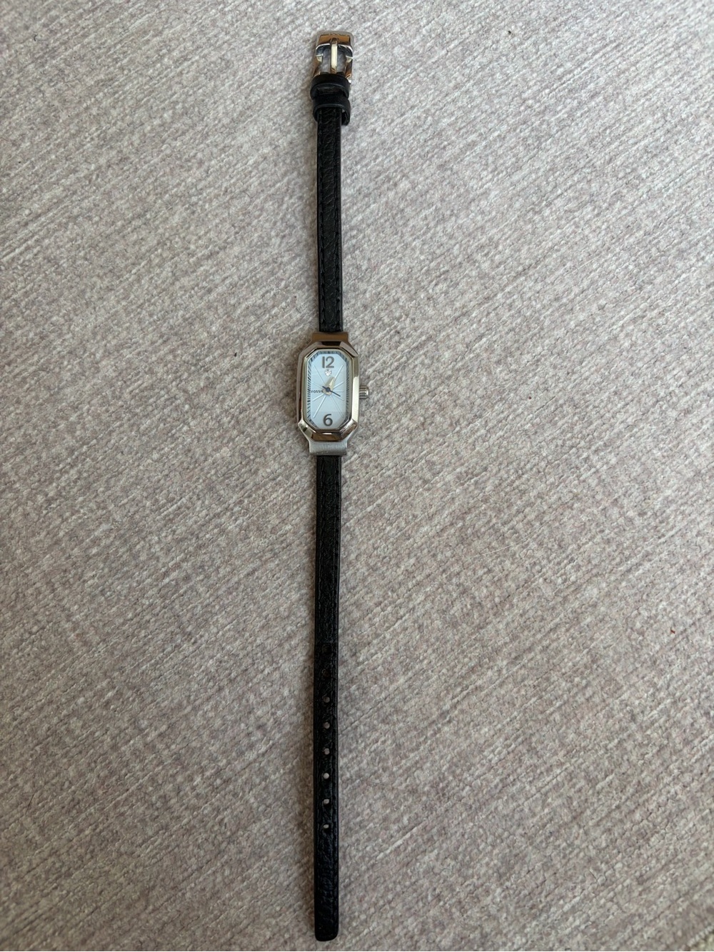 Fossil Silver-Tone/ light blue Women's Watch with Black Leather Strap and box - Picture 3 of 12